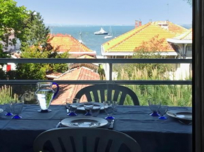  Appartement d'une chambre a Arcachon a 30 m de la plage avec vue sur la mer terrasse amenagee et wifi  Аркашон